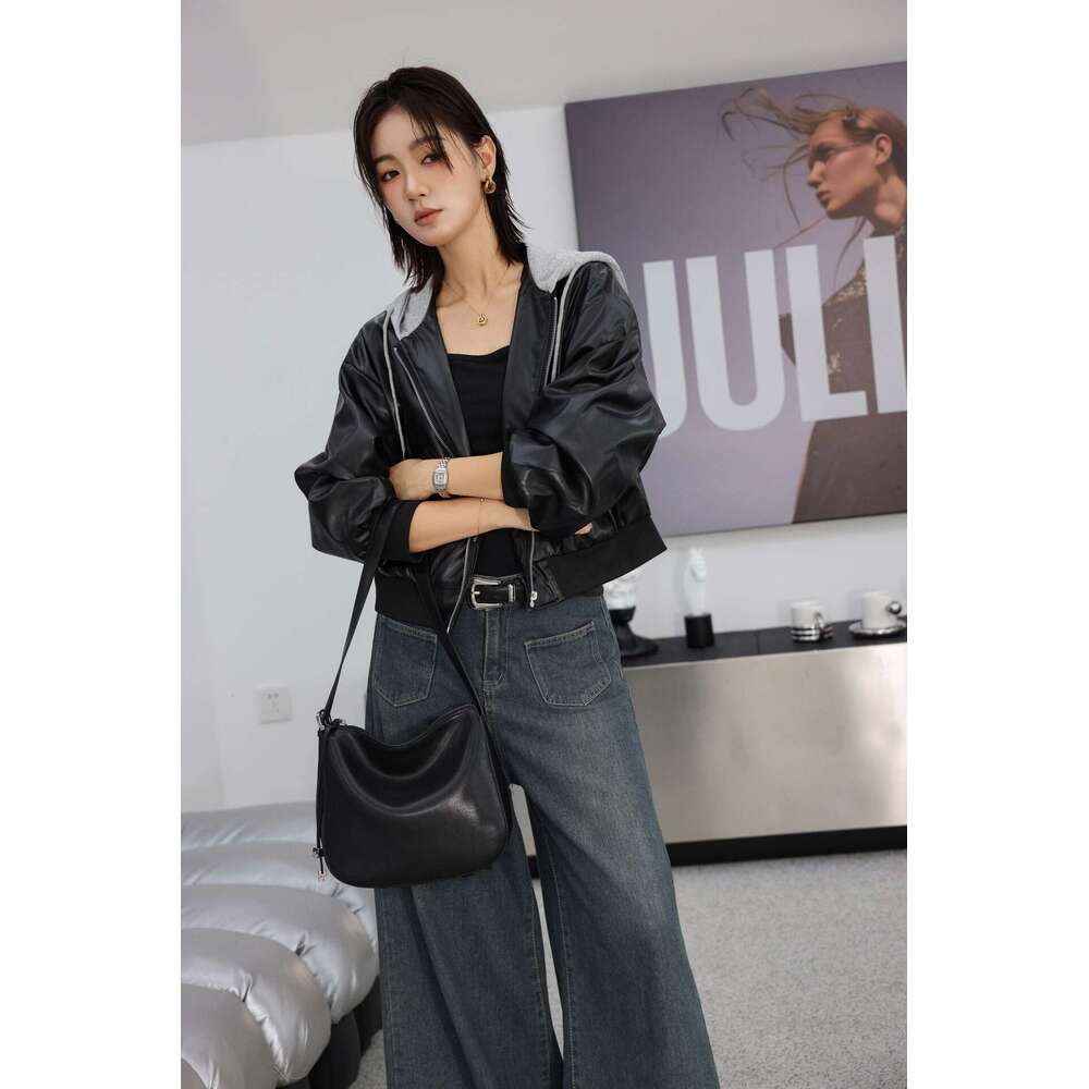 Luxury Shoulder Bags New Trendy Fashion Underarm Versatile Commuting Elegant Niche Handbag Crossbody Bag SENYY