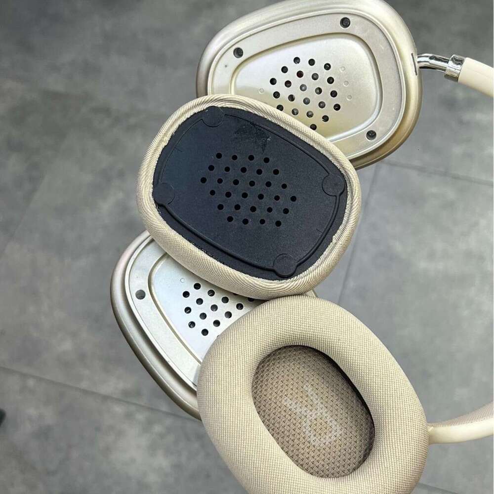 Famous Brand Foreign Trade P MAX Mid Range Over Ear Wireless With Magnetic Cups And Pop Up Sports Bluetooth Headphones CKS