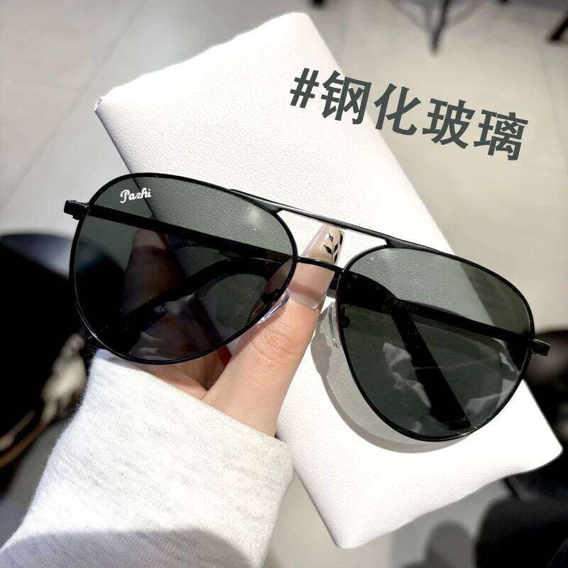 2025 New Glass Sunglasses Men Fashion With UV Protection Large Frame Refreshing Sunshade For Driving Pilot Style Glasses Z260127