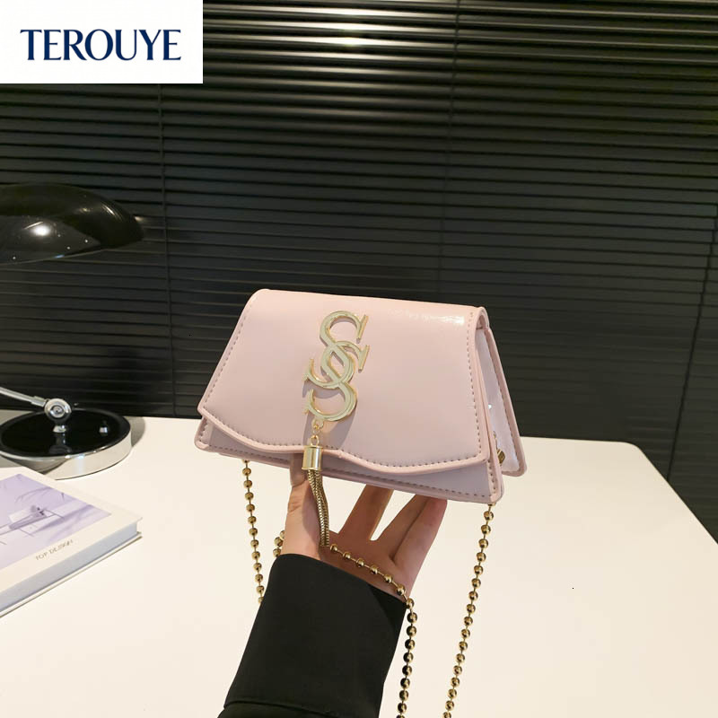 TEROUYE Minimalist letter personalized design shoulder bag autumn and winter new fashion trend style casual retro women's armpit bag luxury