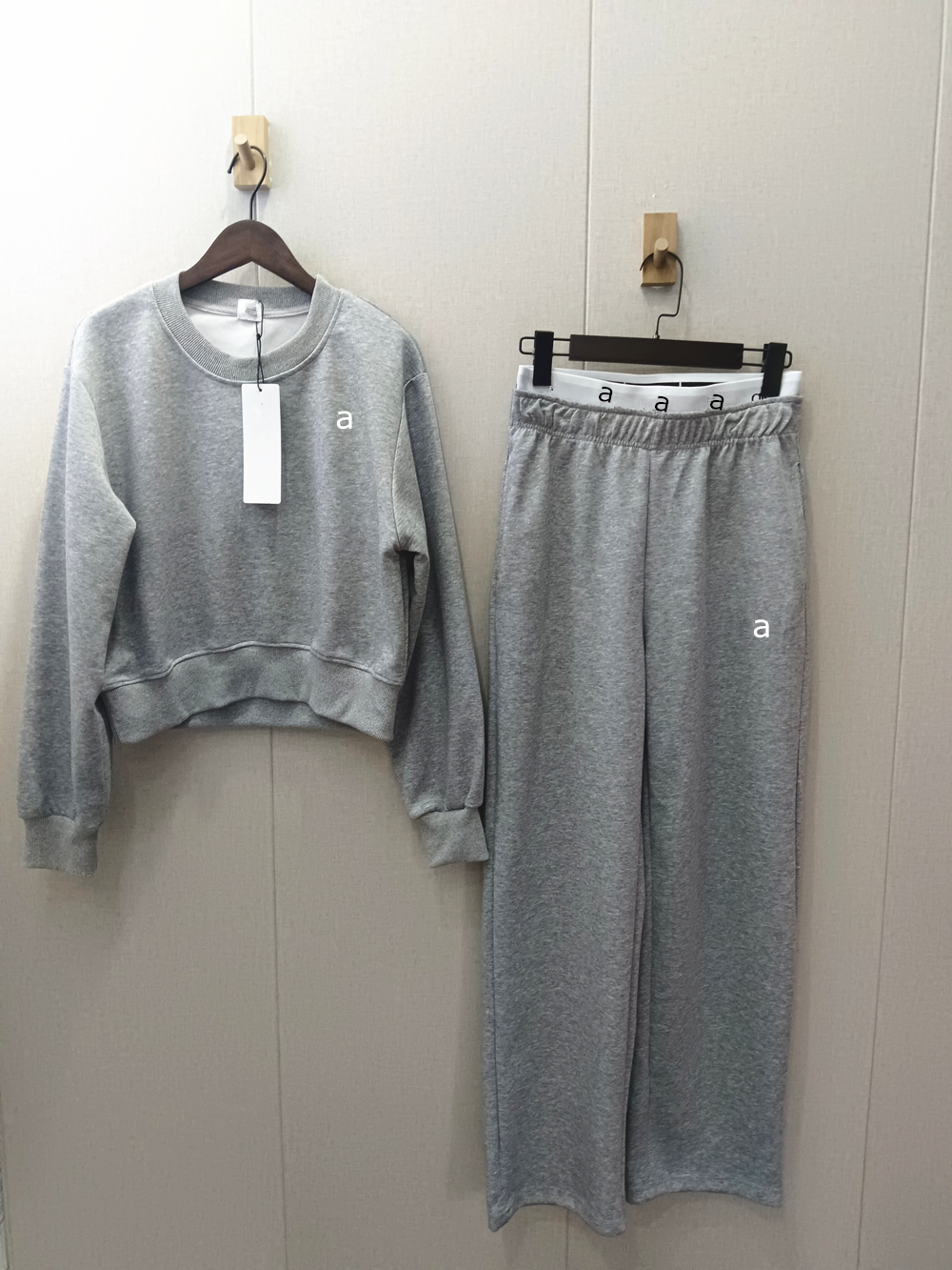 Women Sports Sweate… - image