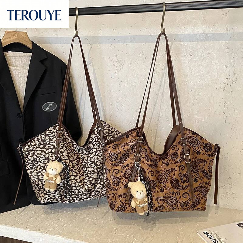 TEROUYE Retro suede design handbag for autumn and winter, large capacity, fashionable and elegant, luxurious armpit bag, women's shoulder bag, tr