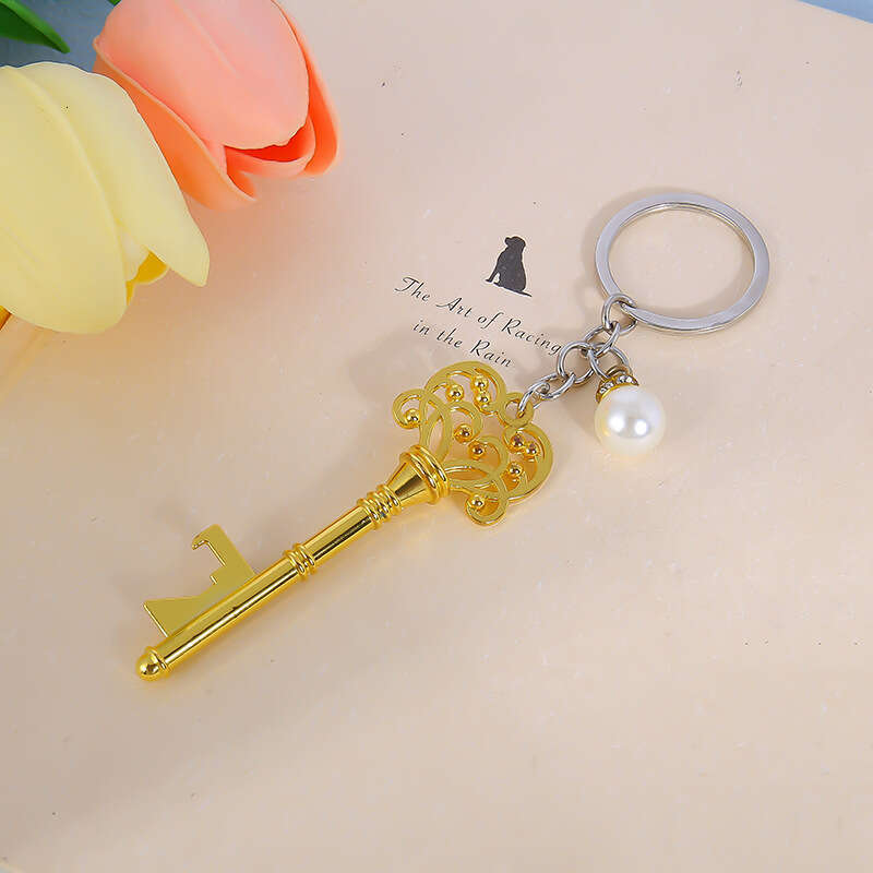 Cross-Border Supplies Wedding Christening Creative Retro Key Pendant Alloy Keychain Bottle Opener Craft Gift S260126