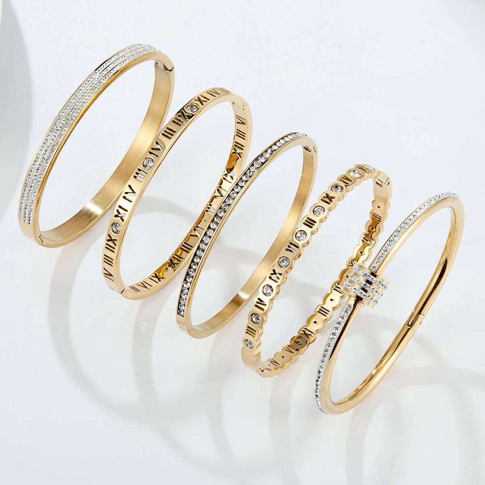 Titanium Steel Gold Color Bangles for Women Girls Trend Waterproof Jewelry Gift Luxury Sparkling Zircon Bracelet Bangle XJ260127