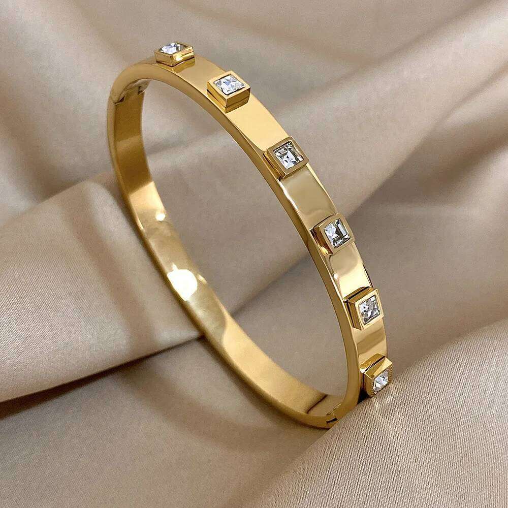 Fashion Square Zircon Cuff Bracelets Bangles for Women Glossy Smooth Gold Plated Stainless Steel Stackable Wristband Jewelry XJ260127