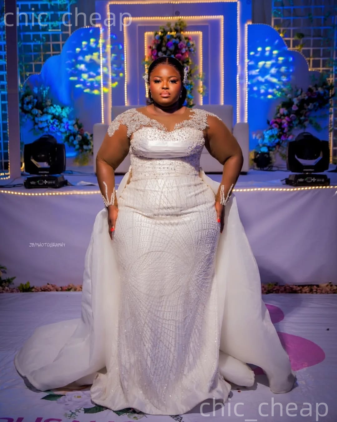 African Aso Ebi 2026 Ivory Mermaid Wedding Dress Appliques Beaded Sheer Neck Long Sleeves Detachable Train Vintage Bridal Gowns Dresses ZJ2371