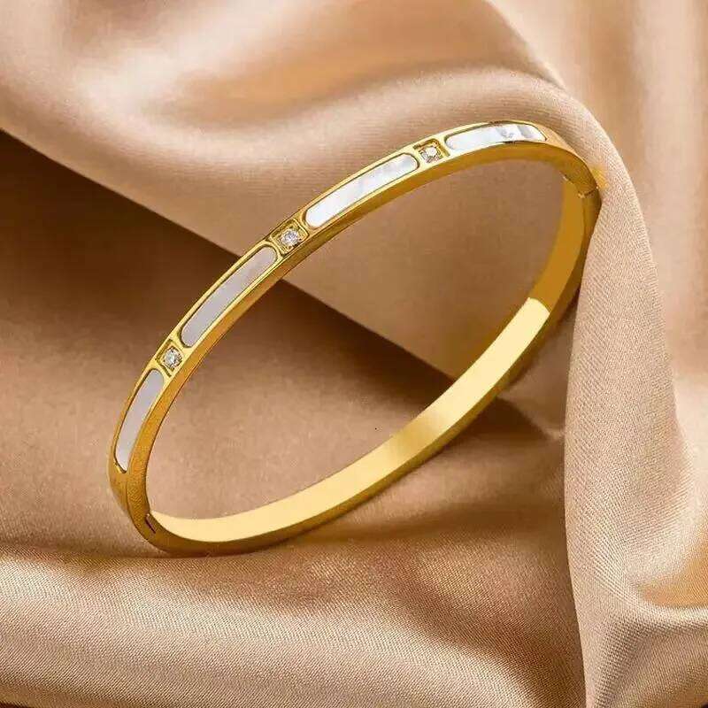 Luxury Natural Shell With Zircon Bracelets & Bangle Stainless Steel for Woman's Jewelry Gold Color Wristband Gift XJ260127