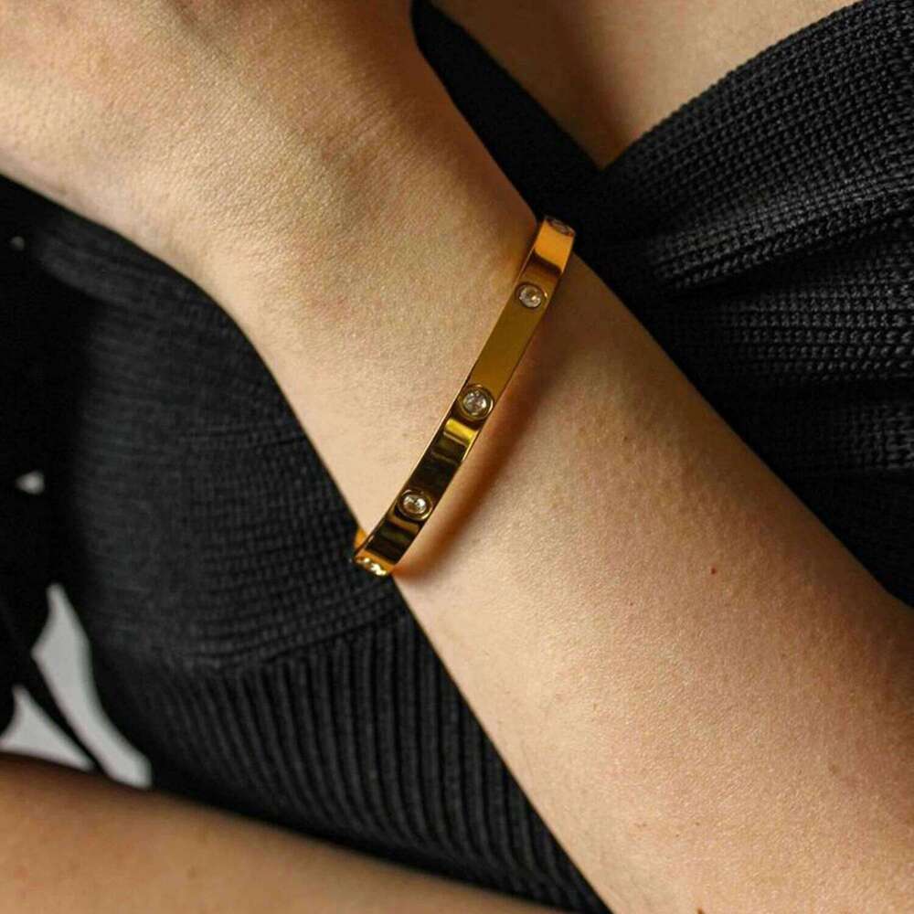 Gold Plated Bracelet with Cubic Zirconia Stones Stainless Steel Bangle Minimalist Cuff Love Charm Bracelets for Women XJ260127