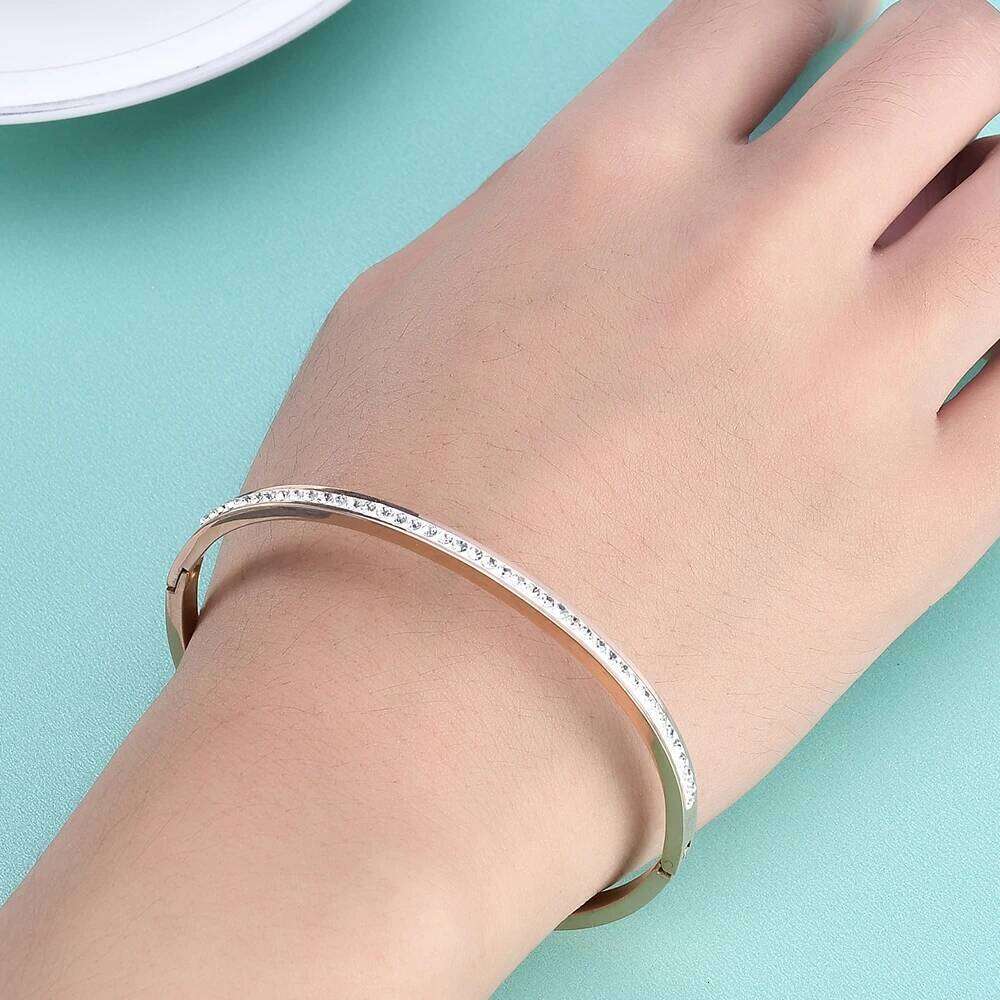 New 4MM18K gold three-color single-row terracoclay diamond-encrusted personalized bracelet XJ260127
