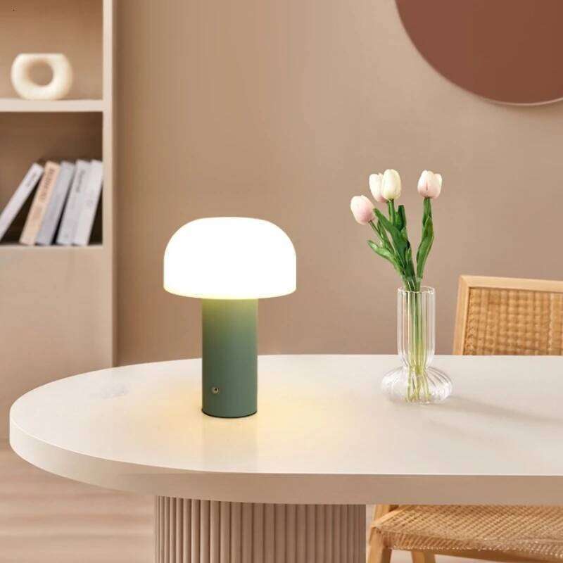 Mushroom Nordic Bedside Night Light Charging Table Lamp 3-colors Dimming Romantic Lighting for Bedroom Bar Restaurant Z260127
