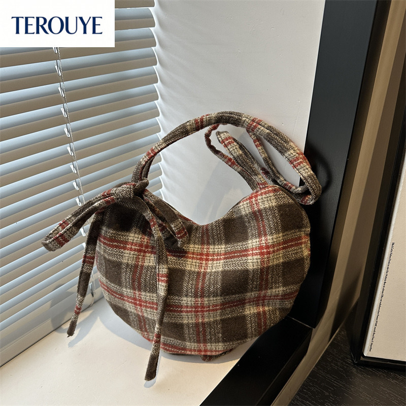 TEROUYE Loose and large capacity checkered design women's armpit bag autumn and winter new fashion versatile style trendy handbag luxury