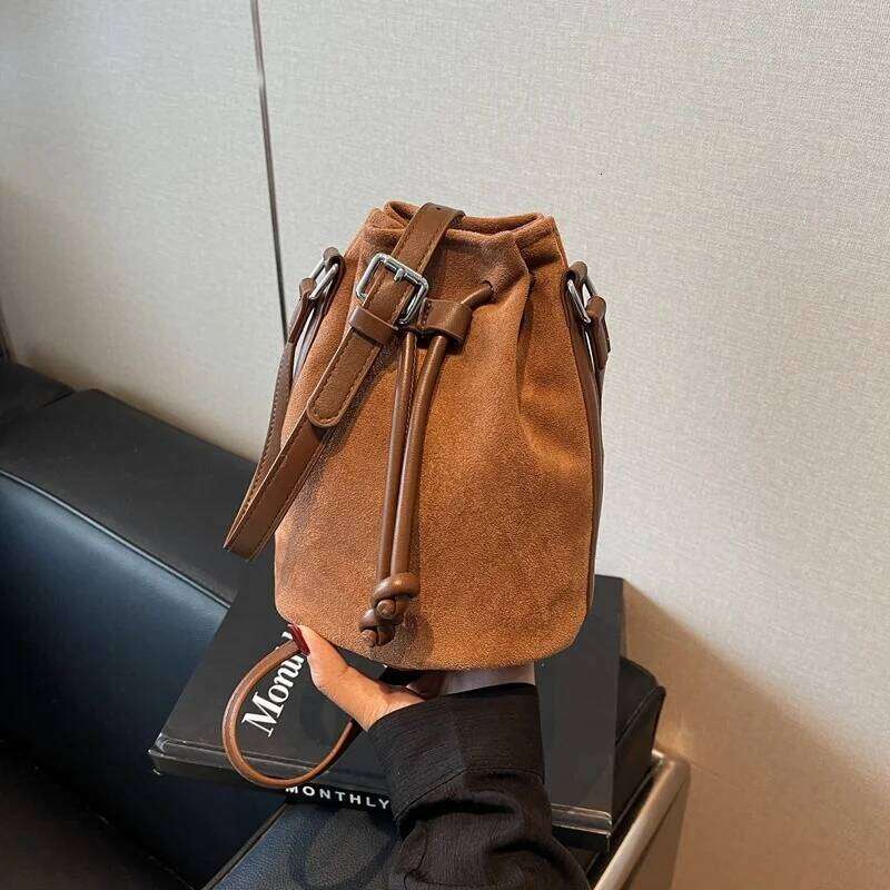 Suede Phone Bag For Women Autumn Winter Drawstring Brown Crossbody Bags Retro Versatile Commuting Mini One Shoulder Purse