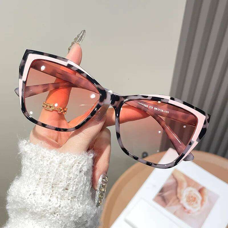 Contrast Color Cat Eye Sunglasses 2025 New Frame Women's Personality Versatile Fashion Sun Glasses Trendy Shades UV400 Z260127