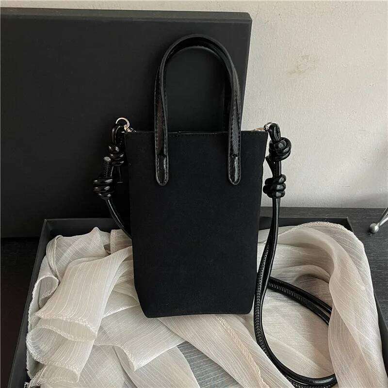 Retro Niche Leopard Print Women's Autumn and Winter Versatile Messenger Super Fire Suede Mobile Phone Small Square Bag