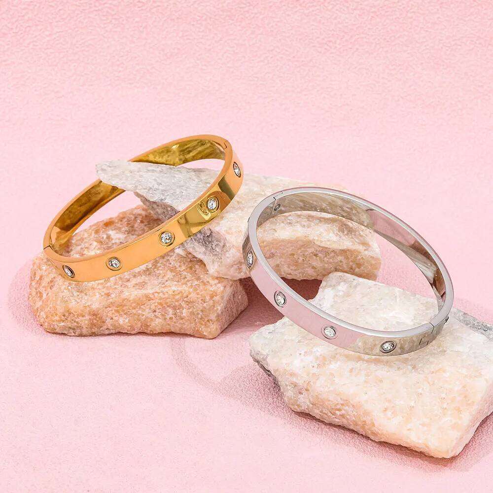 Joolim Jewelry High End PVD Wholesale Waterproof&No Fade Fashion Rhinestone Pave Bangle Stainless Steel Bracelet for Women XJ260127