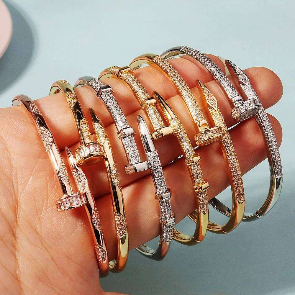 Efily Bridal Trendy Stainless Steel Classic Woman's Daily Bangle Nail Bracelet Brand Elegant Jewelry As Gifts XJ260127