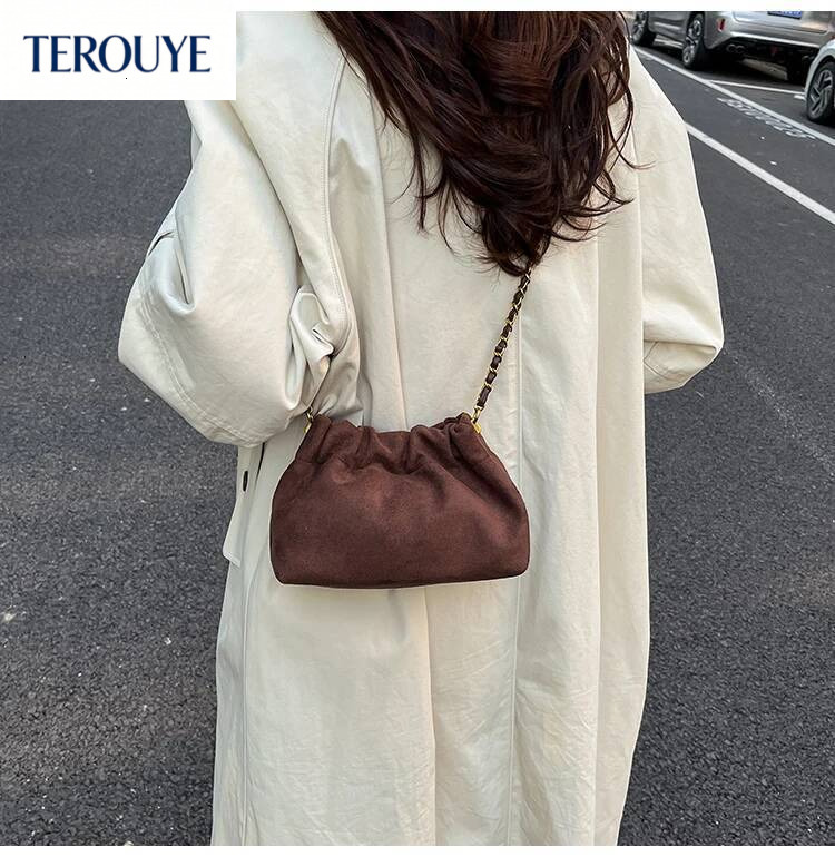 TEROUYE Retro suede bucket bag autumn and winter new Korean style elegant luxury armpit bag fashionable versatile women's shoulder bag