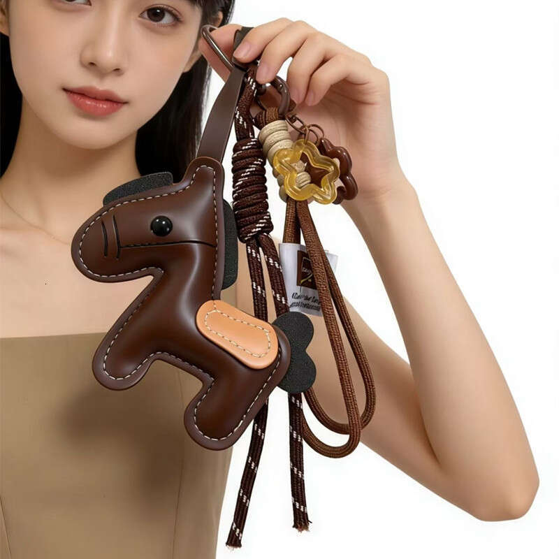Luxury Bag Charm Designer Keychain Camellia Flower Crystal Paved Tassel Bell Pendant Fashion Accessory For Handbag Casual Bag Decoration
