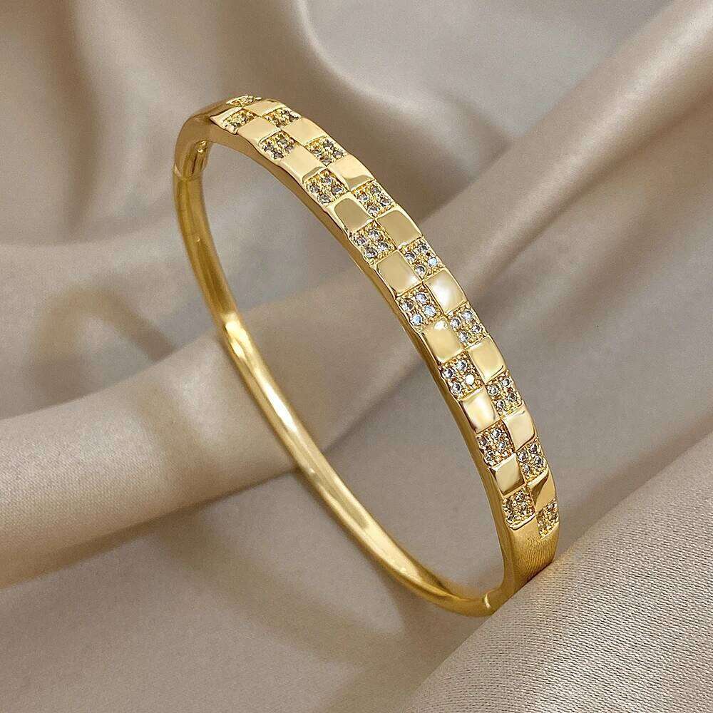 Stylish Zircon Square Patchwork Cuff Bracelets for Women Fashion Gold Plated Copper Stacking Bangle Bracelet Charm Jewelry Gifts XJ260127