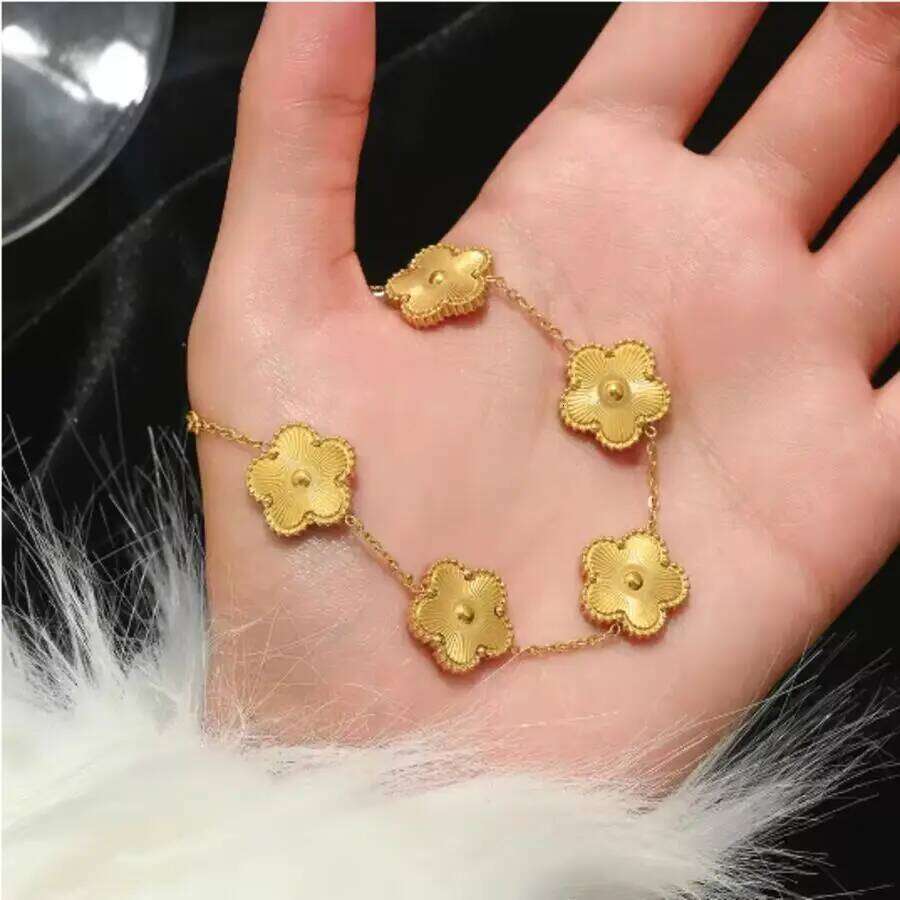 Stainless fashionable simple titanium steel bracelet, women's bracelet XJ260127