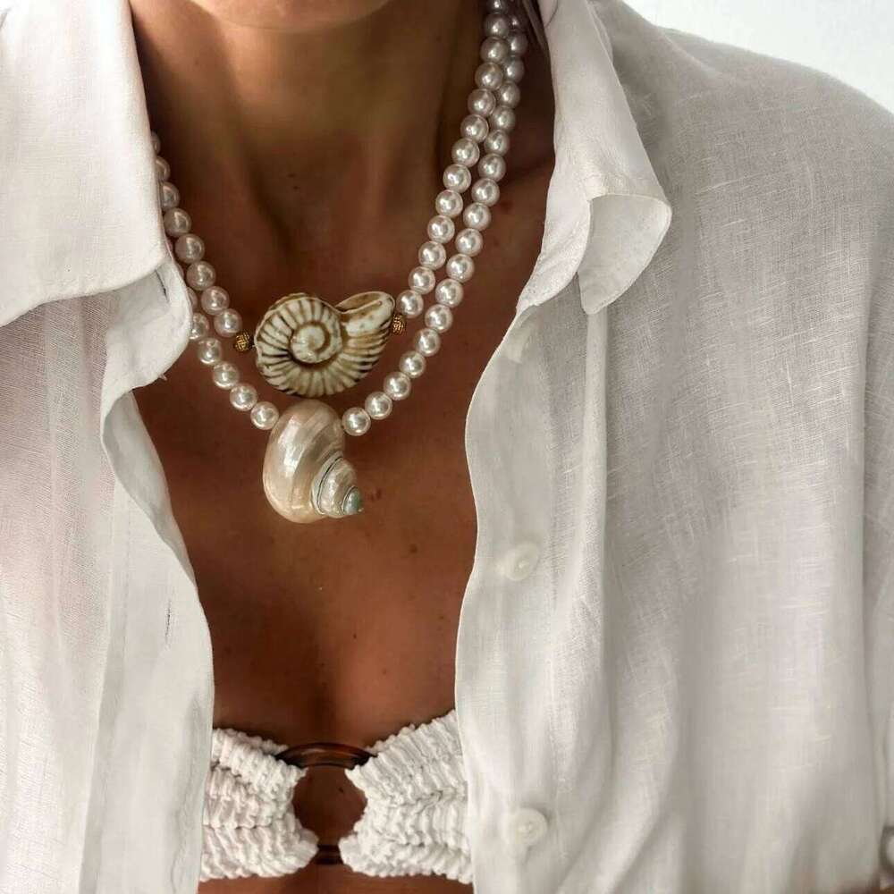 Simple and Natural Shell Necklace for Women Luxury Personalized Ceramic screw Pendant Bead Chain Beach Jewelry Acc 26W01127