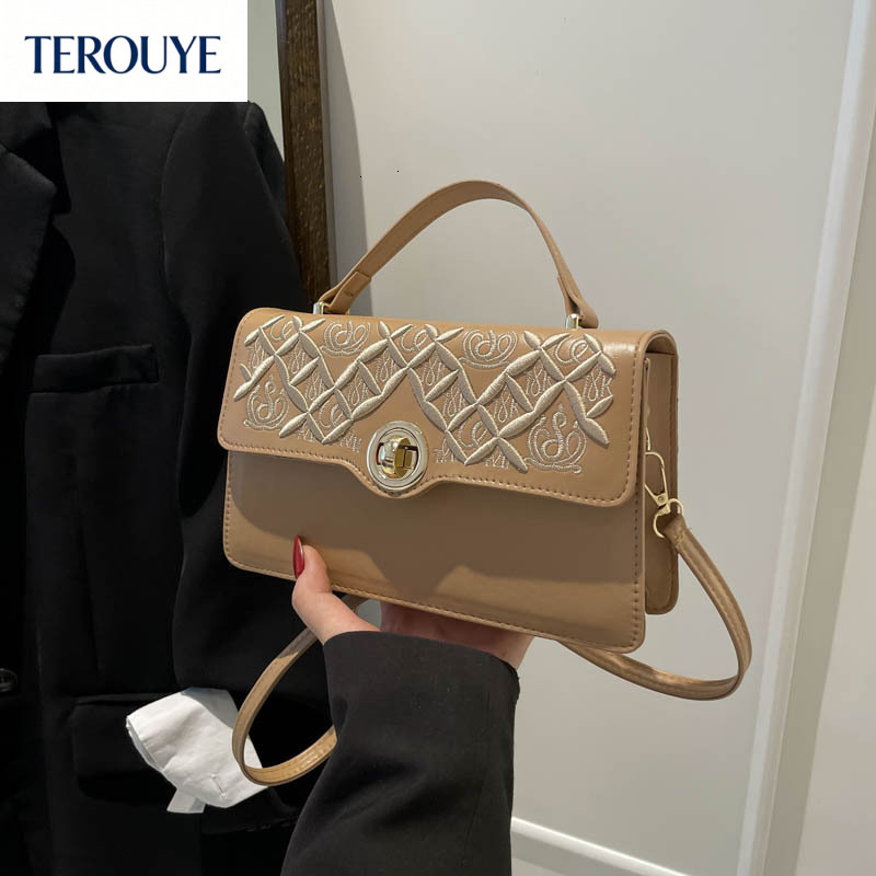 TEROUYE Autumn New Fashionable Simple Quilted Small Flower Chain Women's Shoulder Bag Trendy Embroidery Design Versatile Elegant Small Square Bag