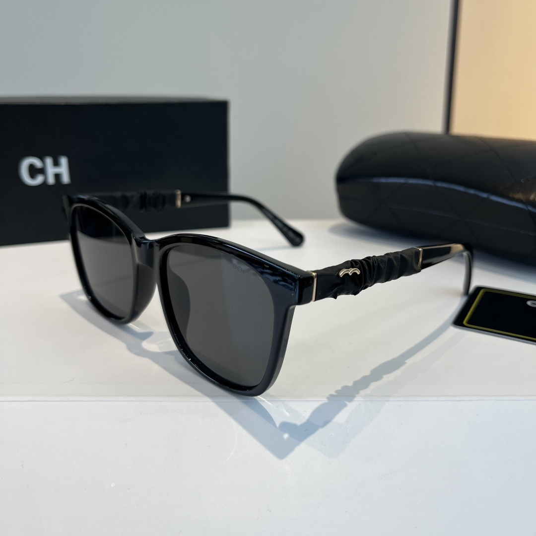 Luxury designer sunglasses resin sunglasses Vintage sunglasses for women and men style elegant and fashionable PC temple legs Personal fashion Matching