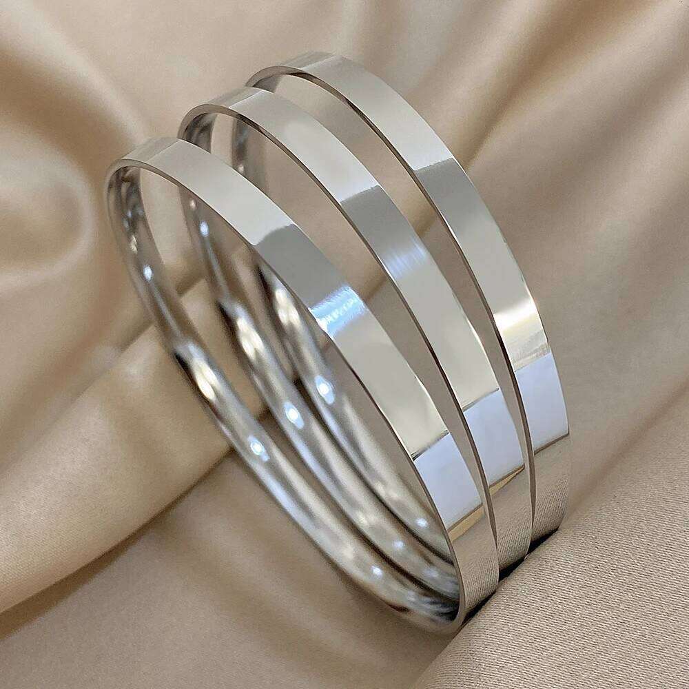 3pcs 18K Gold Plated Stainless Steel Bangle Bracelets for Women Glossy Simple Stacking Wrist Bracelet Waterproof Jewelry XJ260127