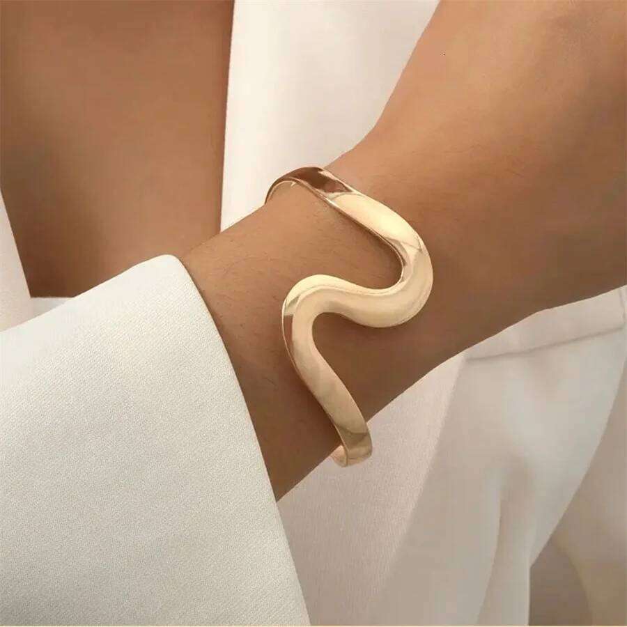 Personality Trendy Metal Irregular S-shaped Wavy Shape Open Wrist Bracelet Bangle For Women Party Jewelry XJ260127