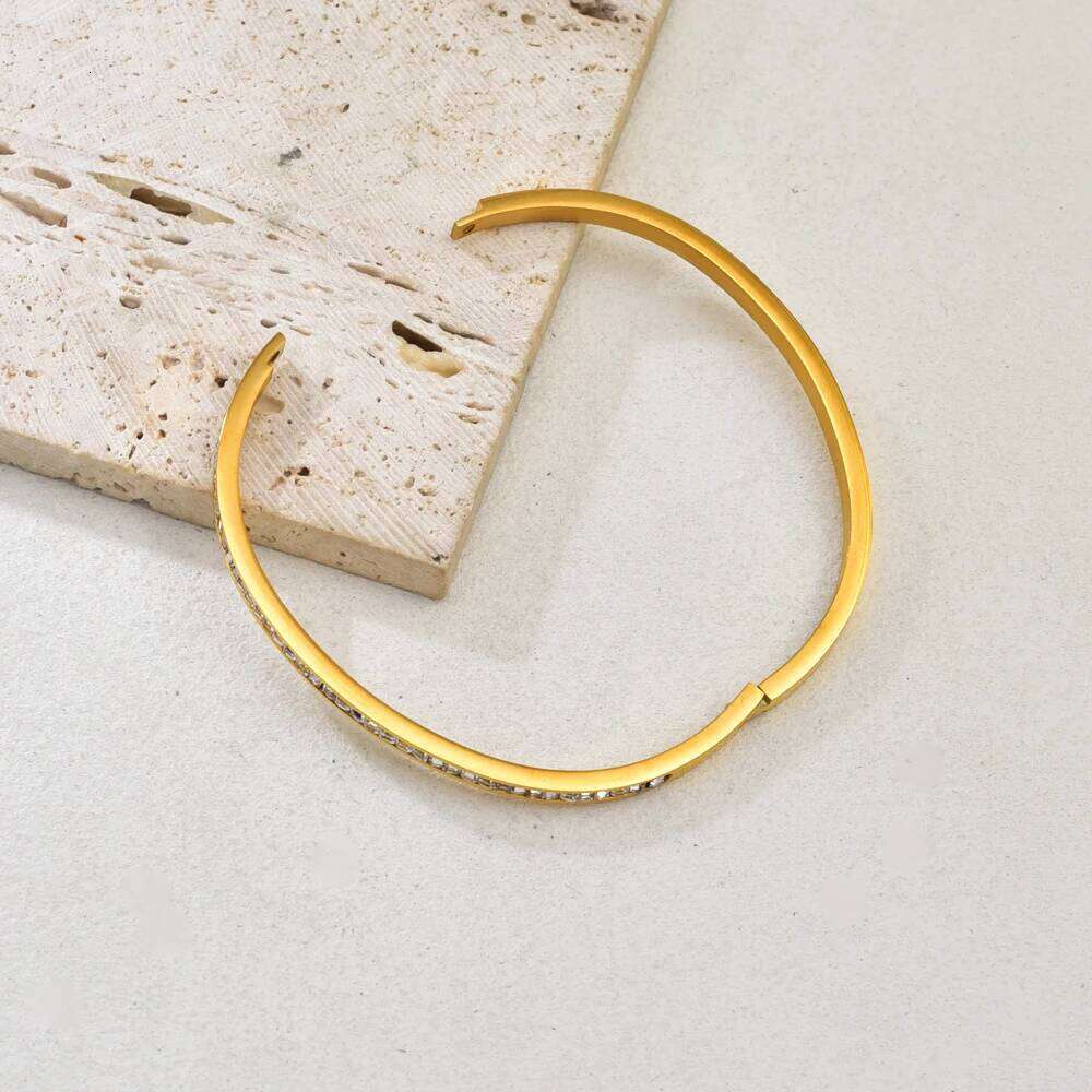 C03 stainless steel for girls, starry sky studded diamonds, exquisite ins style gold bracelet with full diamonds XJ260127