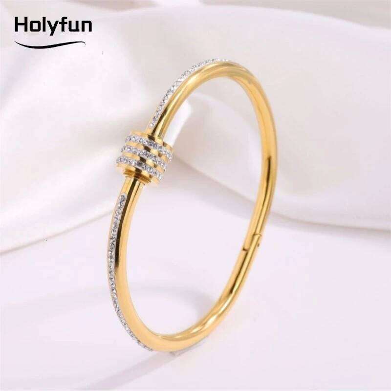 Classic Bracelet Design Gold Color Waterproof Stainless Steel Luxury Brand Sparkling Zircon Bangles for Women Gift Jewelry XJ260127