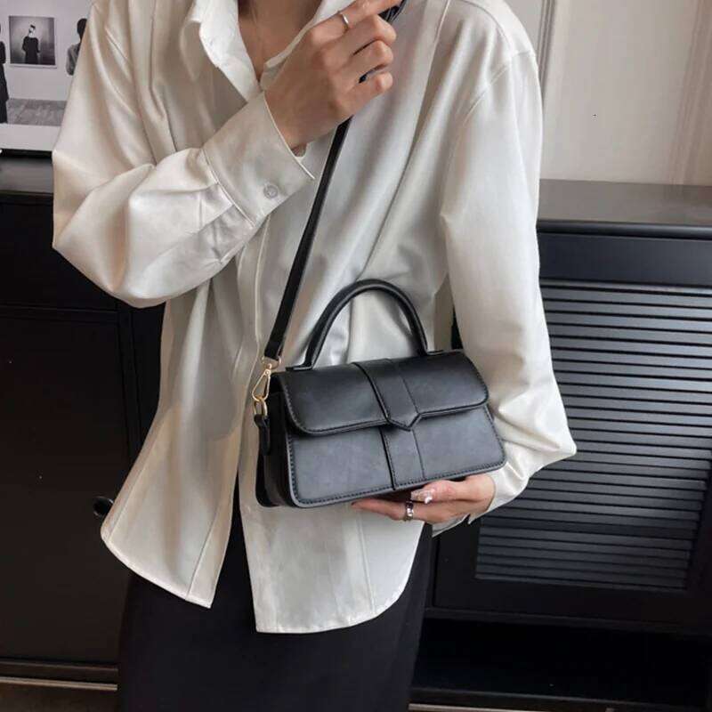 2024 New Trend Luxury Pu Leather Shoulder for Women Handbag Fashion Crossbody Vintage Underarm Bag Small Square Satchel