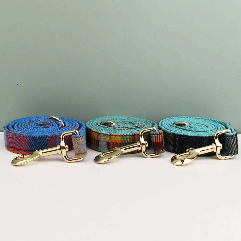 Plaid Collar Designer With Bow Tie Custom Dog Accessories Luxury Pet collar leash set