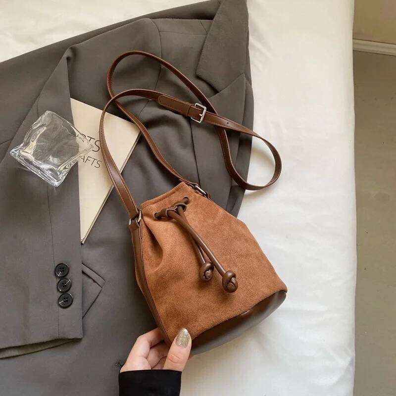 Suede Phone Bag For Women Autumn Winter Drawstring Brown Crossbody Bags Retro Versatile Commuting Mini One Shoulder Purse