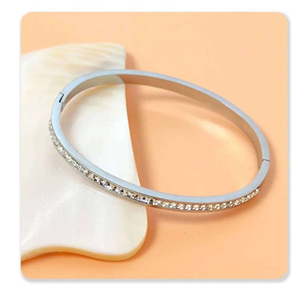 New Stainless Steel Zircon Bangles for Women 4mm Wide Bracelet Jewelry Gift Fashion Accessories 58-60mm 3 Color XJ260127