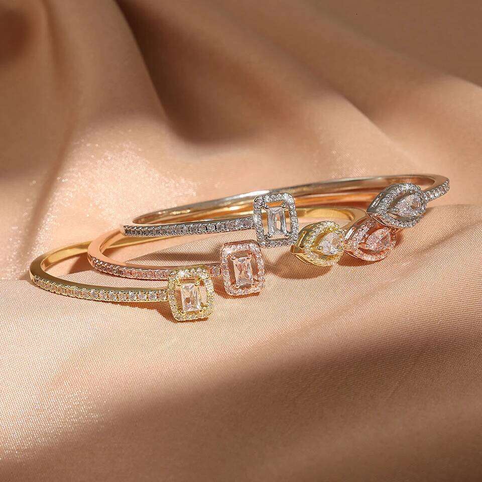 Luxury Geometry Gold Color Cuff Bangles For Women Fashion Cubic Zirconia Bracelets INS Party Everyday Jewlery. XJ260127