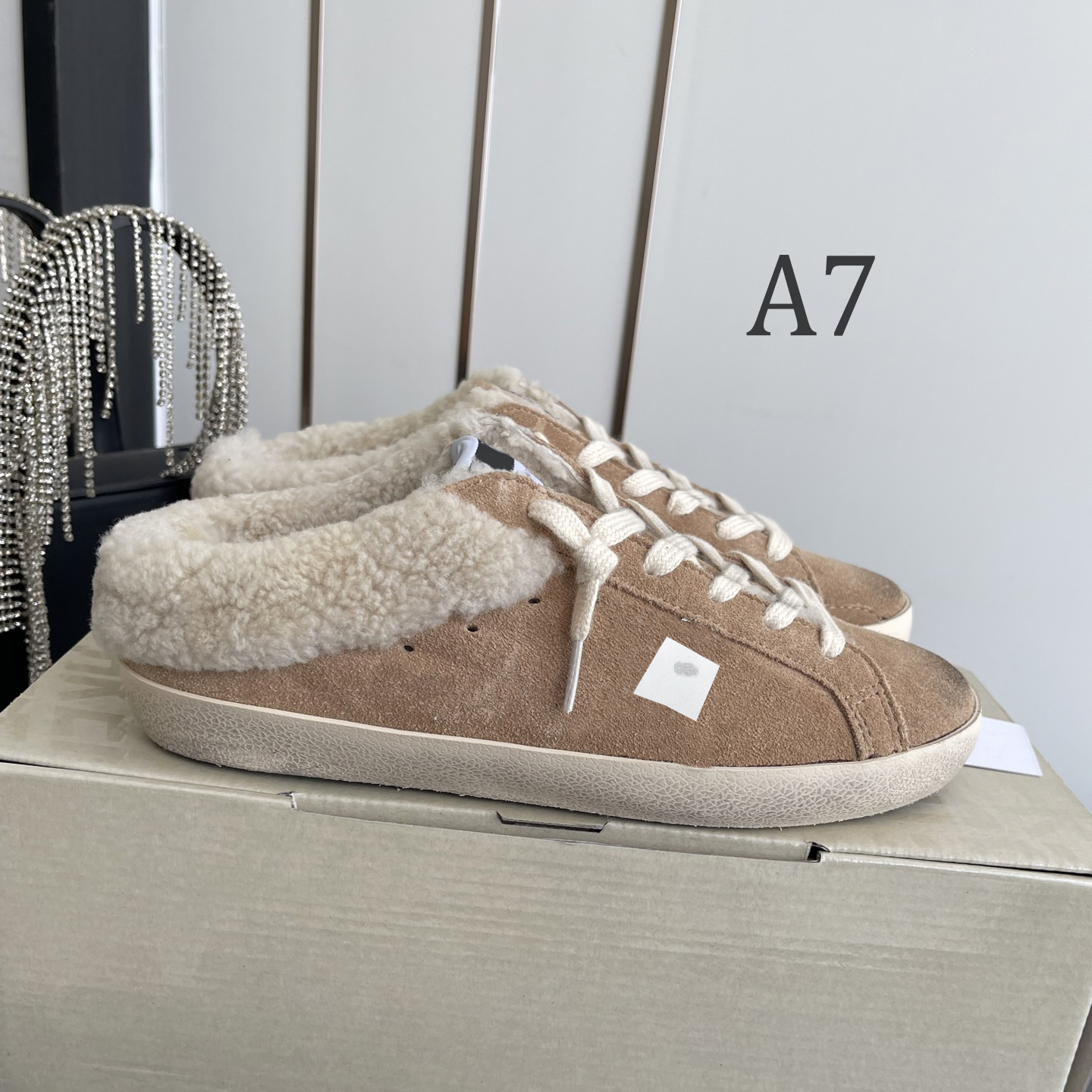 (Order by pic in opt, not by desc) Fashion Shoes Fashion sports shoes lace hollow out breathable mesh jogging Thread shoes casual sports matching shoes