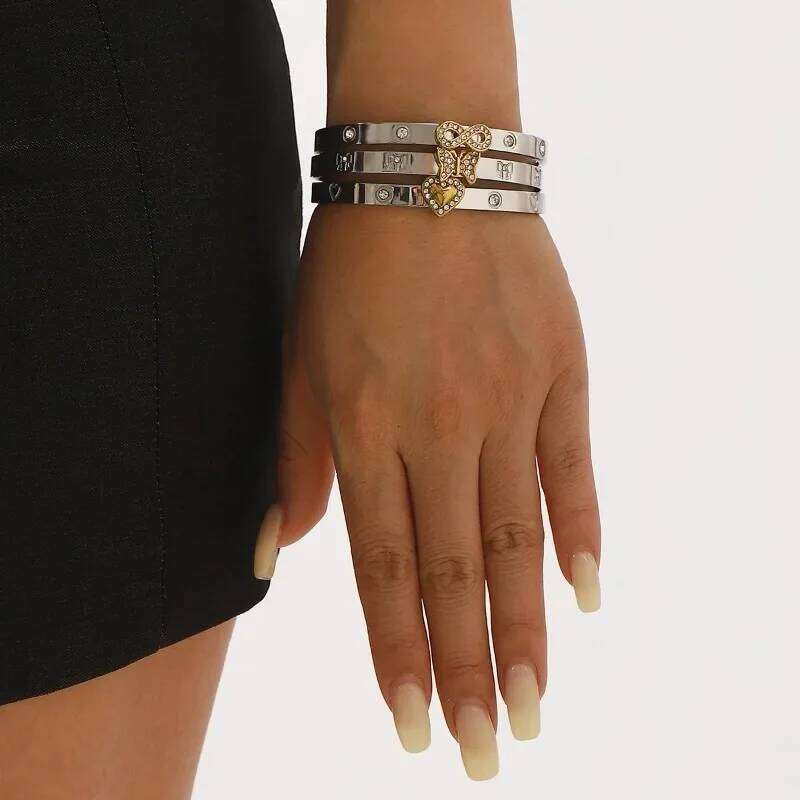 Fashion new diamond-encrusted bracelet, light luxury vacuum 14k gold-plated women's stainless steel jewelry XJ260127