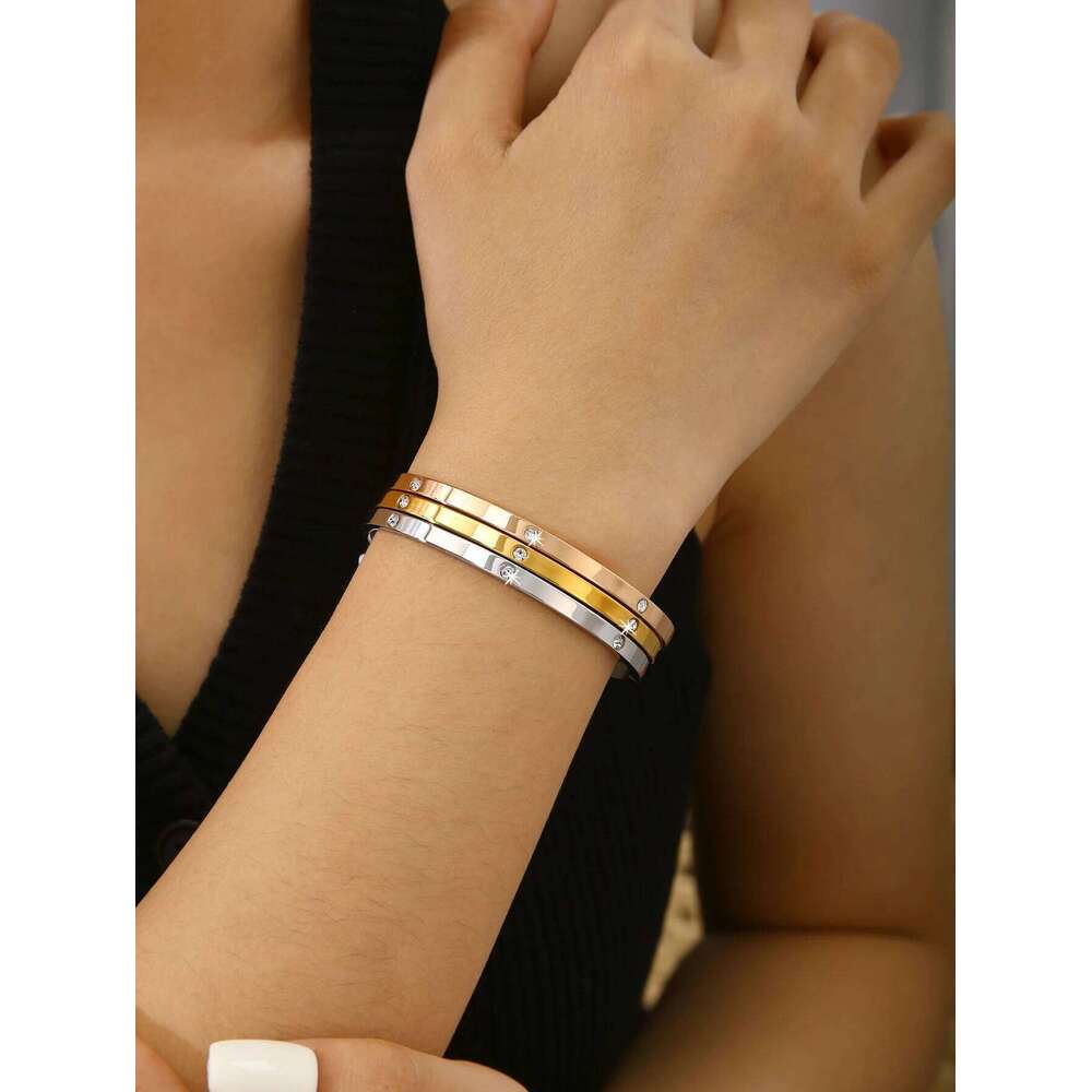Stylish Minimalist Stainless Steel Bracelet with Cubic Zirconia Inlay, Hypoallergenic Women's Jewelry XJ260127