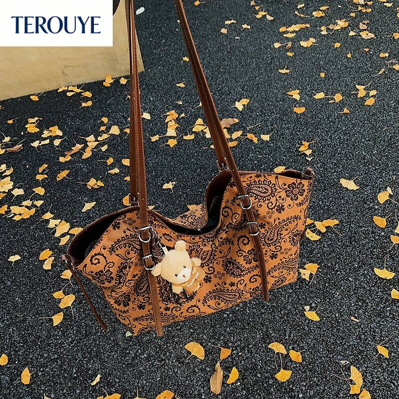 TEROUYE Retro suede design handbag for autumn and winter, large capacity, fashionable and elegant, luxurious armpit bag, women's shoulder bag, tr