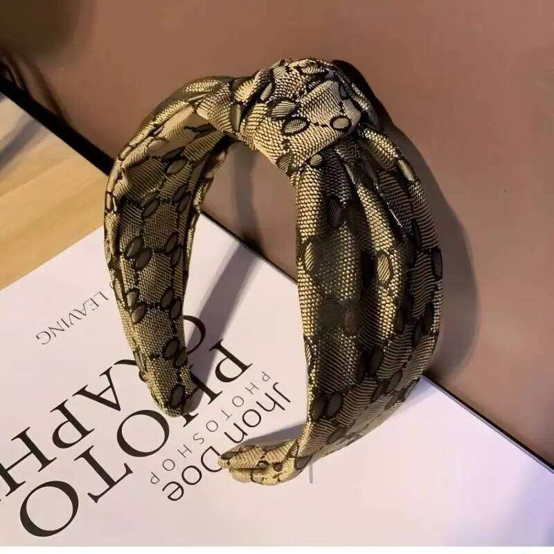 Wide Knotted Headband Women Retro Print Hairband For Washing Face Skincare & Daily Wear - Autumn Winter Fashion Accessory