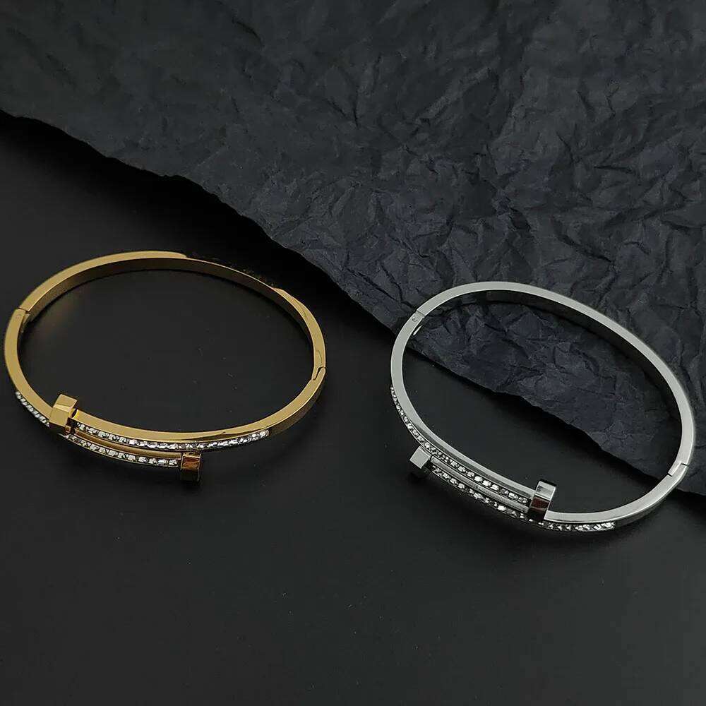 New style baby's breath nail zircon stainless steel gold-plated bracelet, high quality waterproof silver bracelet for girls XJ260127