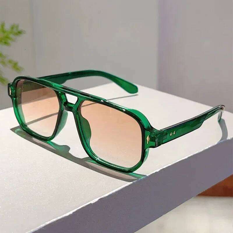 Vintage Double Bridges Men Square Sunglasses Fashion Green Ocean Lens UV400 Eyewear Women Trending Rivets Sun Glasses Z260127