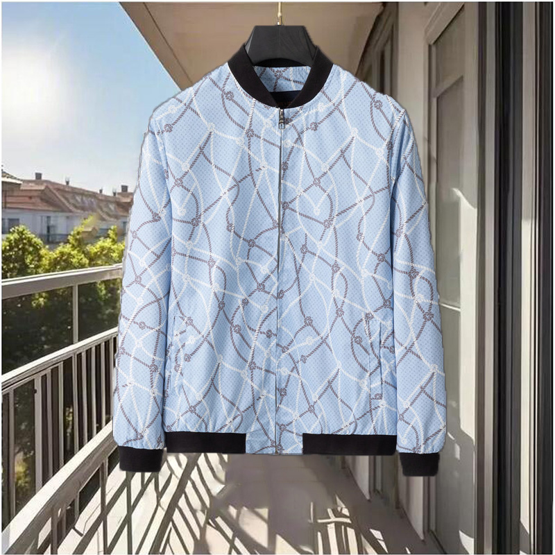 Designer mens jacket spring and autumn windrunner tee fashion hooded sports windbreaker casual zipper jackets clothing