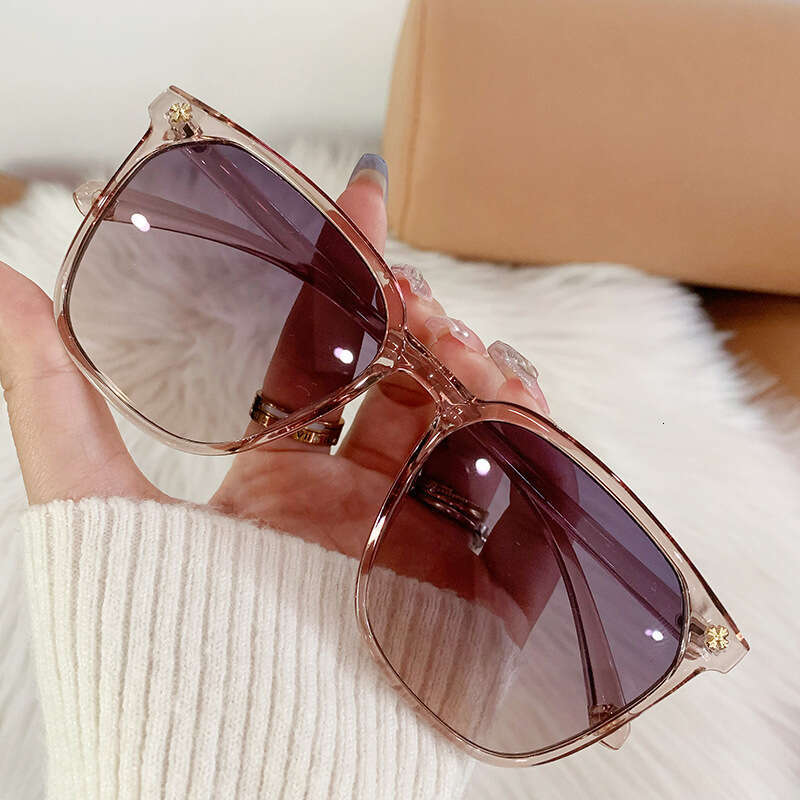 1 Ins Sunglasses Trend Korean Square Frame Gradient Lens with Cross Design for Driving and Daily Outdoor Wear High Quality Texture
