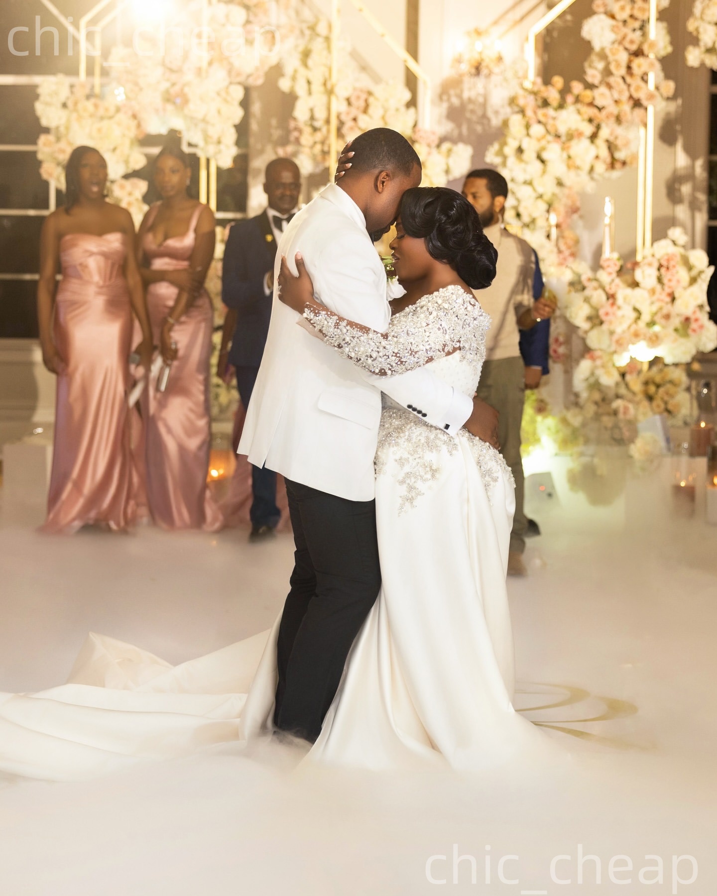 African Aso Ebi 2026 Ivory Sheath Wedding Dress One Shoulder Appliques Crystals Satin High Split Detachable Train Vintage Bridal Gowns Dresses ZJ2372