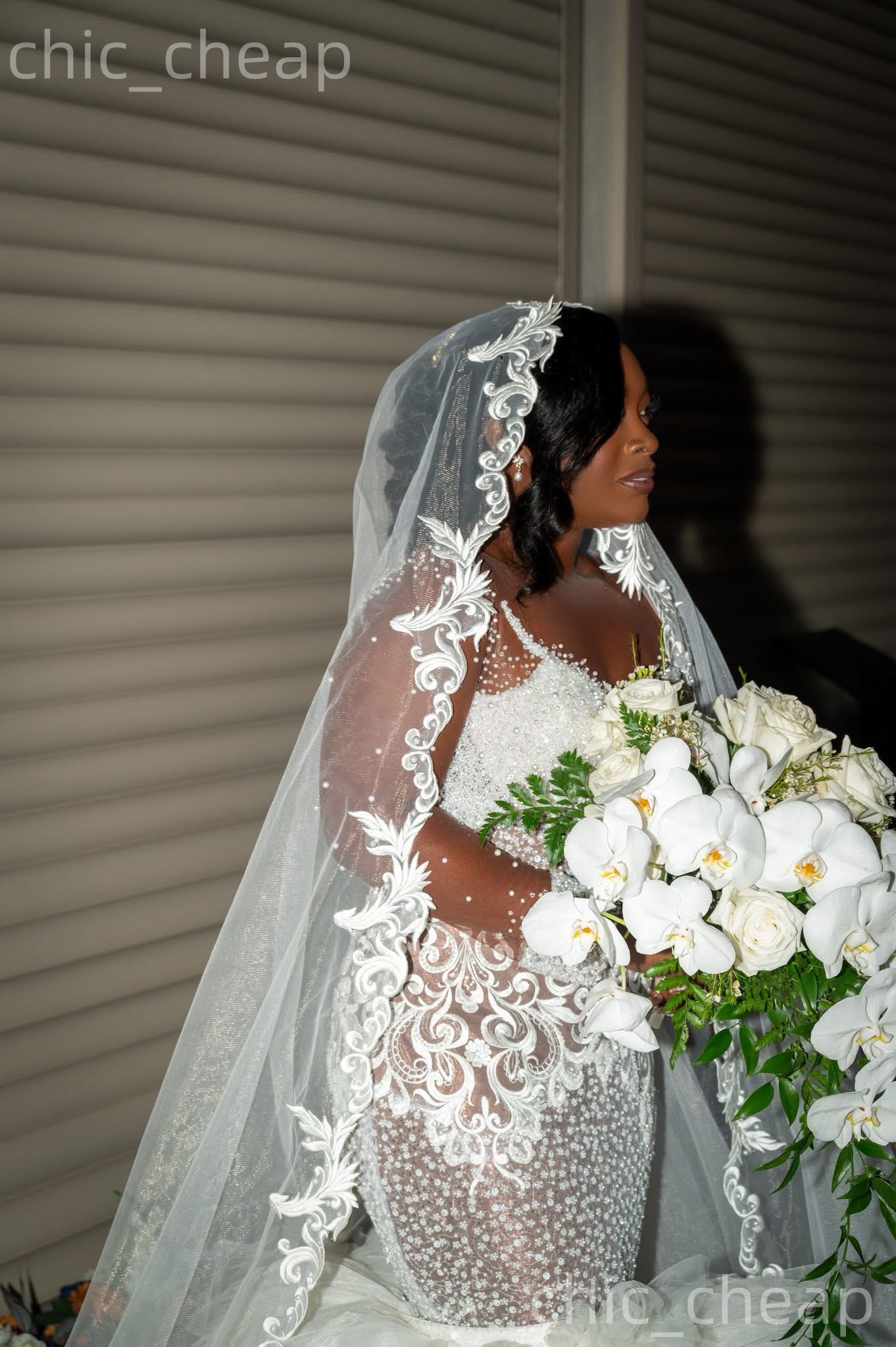 African Aso Ebi 2026 Ivory Mermaid Wedding Dress Illusion Pearls Beaded Tulle Detachable Train Vintage Charming Bridal Gowns Dresses ZJ2371