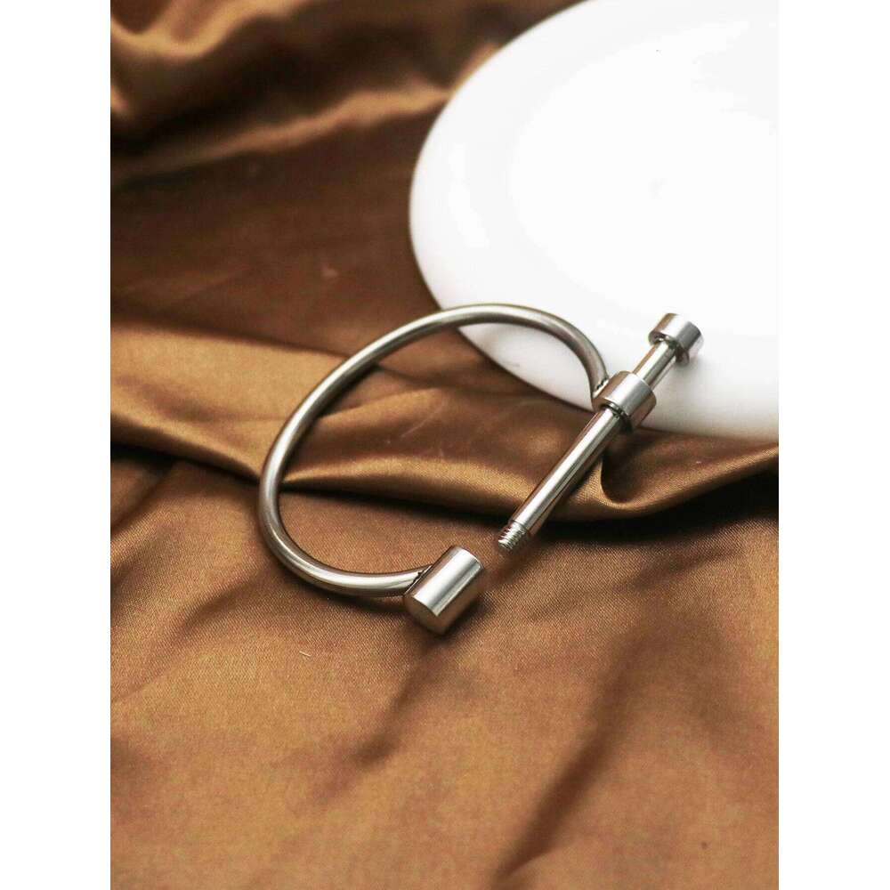 No fade 316L Stainless Stee Bracelets&Bangles Women Cuff Bracelet Female Metal Screw Brand Design Ladies Wrist Jewery XJ260127