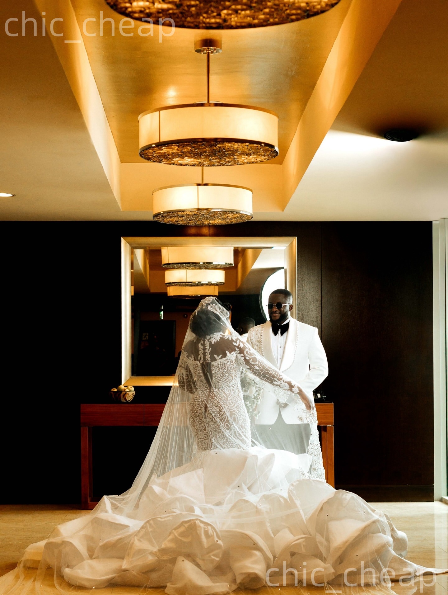 African Aso Ebi 2026 Ivory Mermaid Wedding Dress Illusion Beaded Crystals Sheer Neck Sequined Tiers Sparkly Gorgeous Bridal Gowns Dresses ZJ230