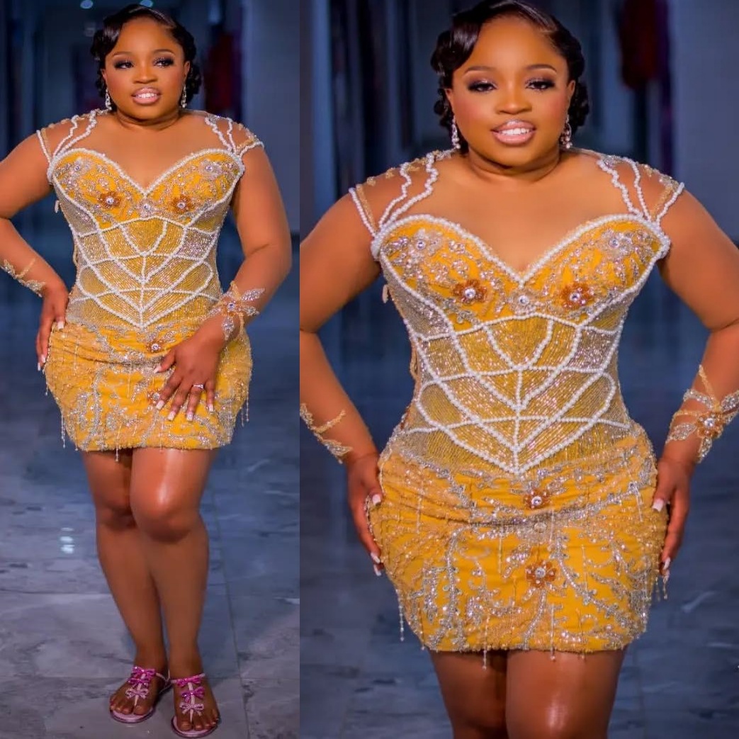 Chic Yellow Sheath 2026 Cocktail Dress Pearls Crystals Beaded Sheer Neck Short Mini Graduation Homecoming Dresses For Special Occasions Sweetheart Gow